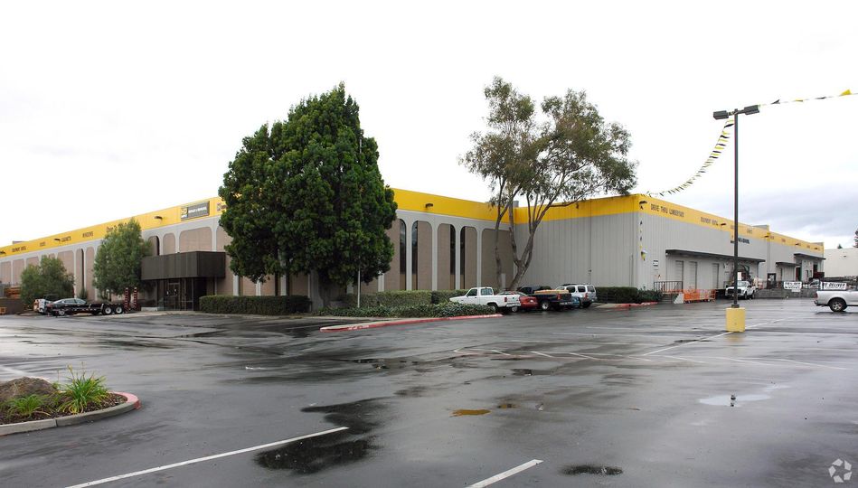 2800 Kifer Rd