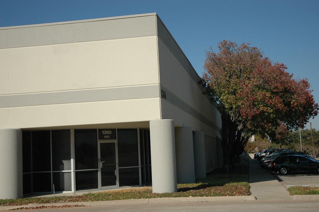 Post & Paddock Service Center photo 2