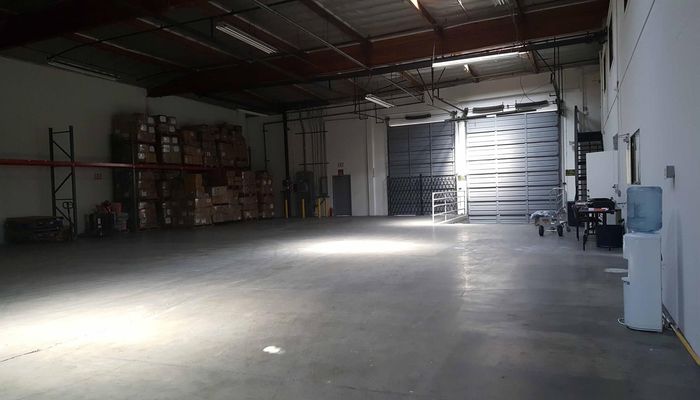 Warehouse Space for Rent at 3651-3653 Sierra Pine Ave Vernon, CA 90058 - #14