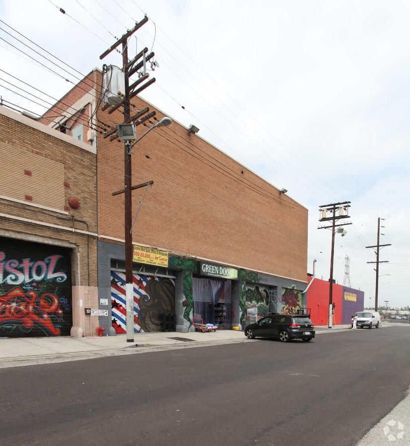 Office/Retail Property For Lease photo 3