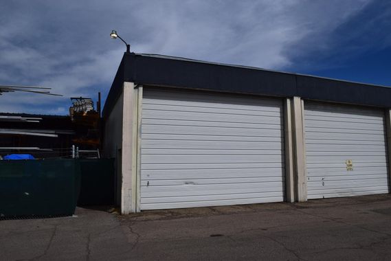 1,000 SF Warehouse/Storage
