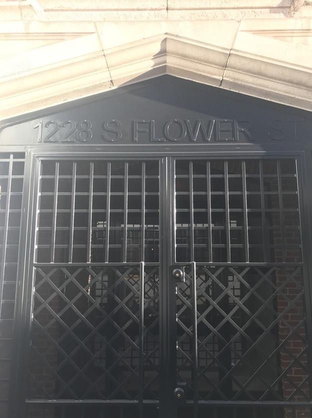 RARE WAREHOUSE ACROSS FROM LA CONVENTION CTR photo 3