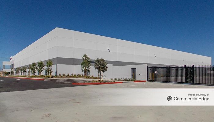 Warehouse Space for Rent at 1585 MacArthur Blvd Costa Mesa, CA 92626 - #2