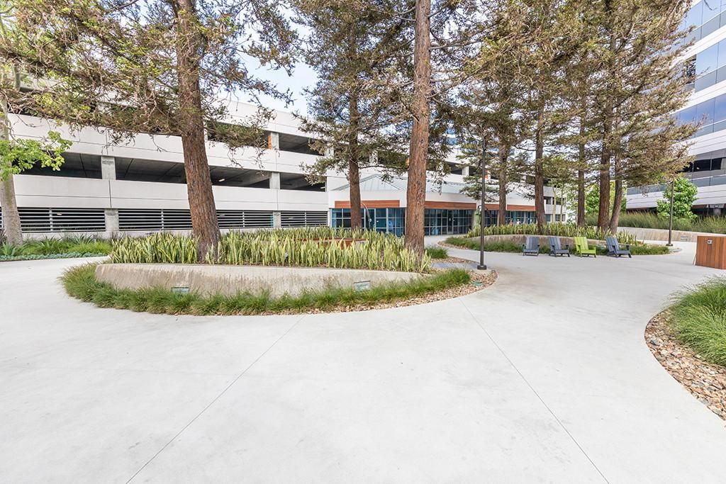 Culver Pointe photo 3