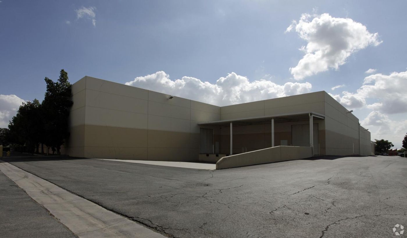 Bldg 2 photo 2