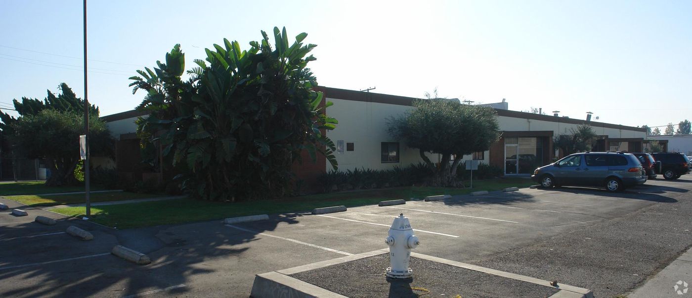 Flex Property For Lease photo 2