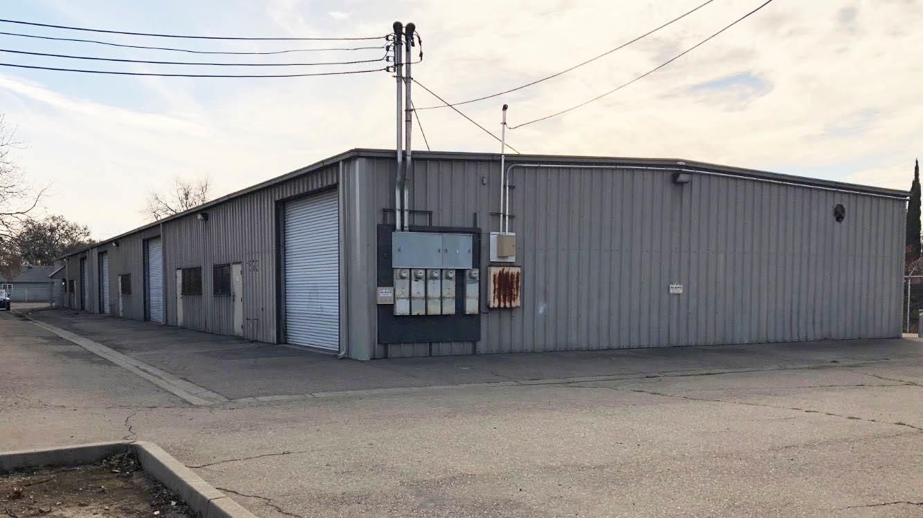Multiple Spaces Property For Lease photo 1