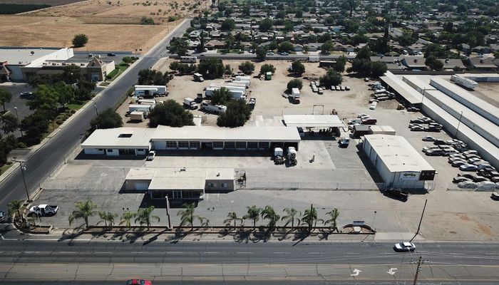 Warehouse Space for Sale at 2000 E El Monte Way Dinuba, CA 93618 - #18