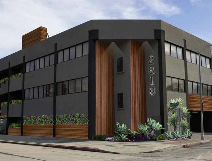 2818 La Cienega Ave