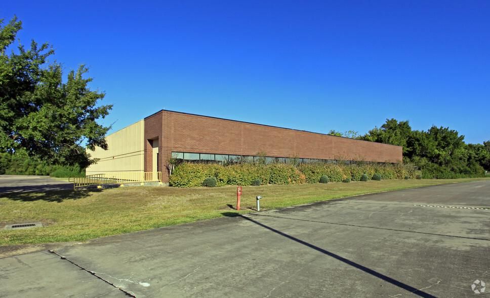 Central Brazoria County Business Pa 4015 Technology Dr photo 1