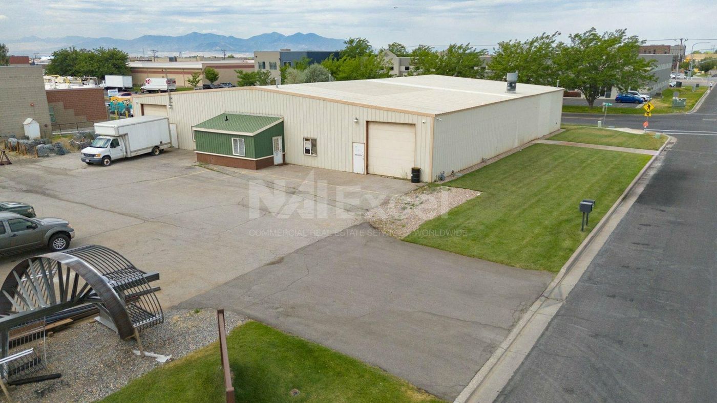 580 North 700 West photo 2