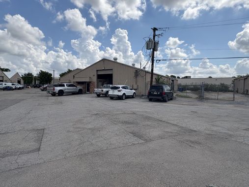 10612 Hempstead Rd