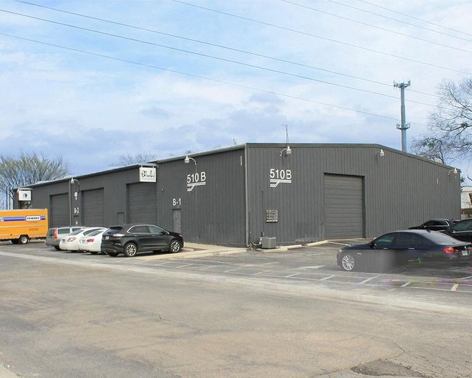The Yard - 444-510 East St. Elmo Road