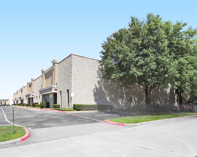 4124-4140 Billy Mitchell Drive & 4117-4135 Lindbergh Drive