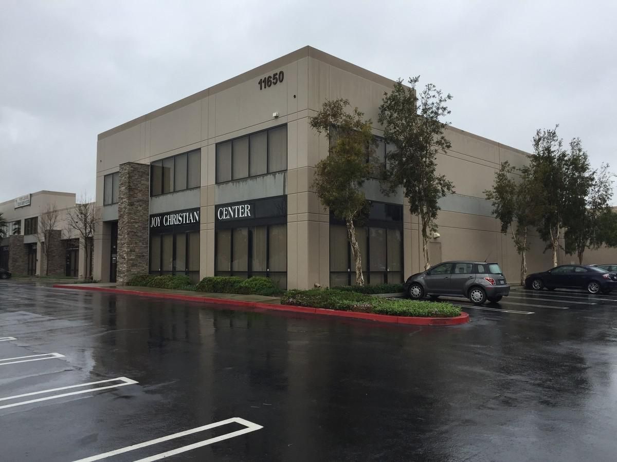 Mission Business Center Bldg 5 photo 3