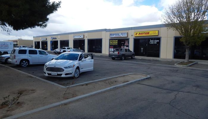 Warehouse Space for Sale at 1817 E Avenue Q Palmdale, CA 93550 - #3