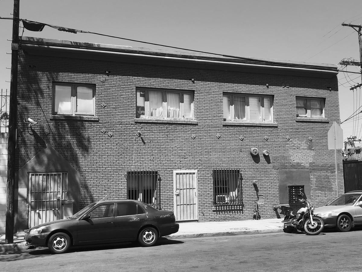 Flex Property For Lease photo 3