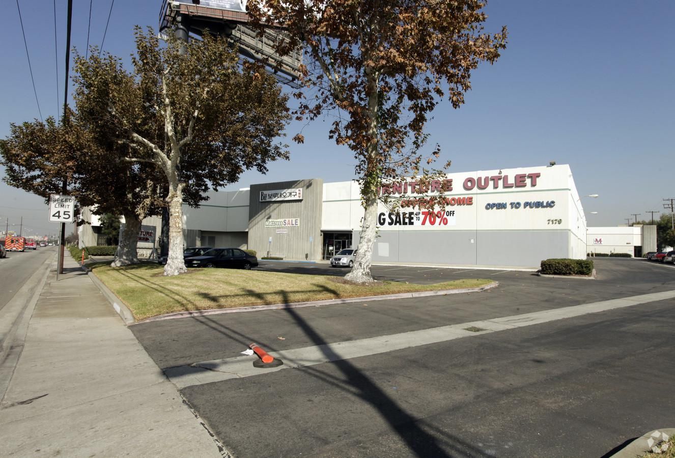 Industrial Property For Lease photo 1
