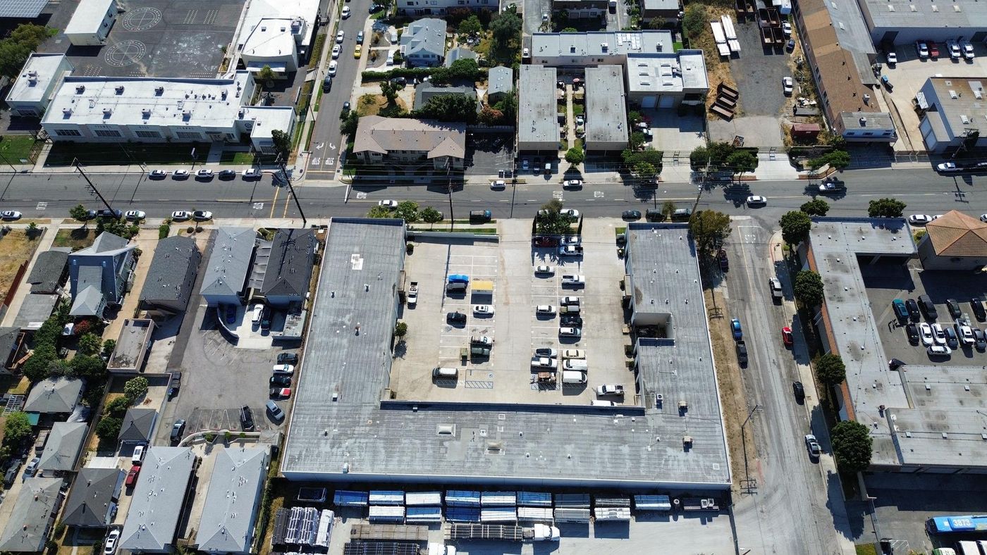 2300 Walnut Business Park photo 3