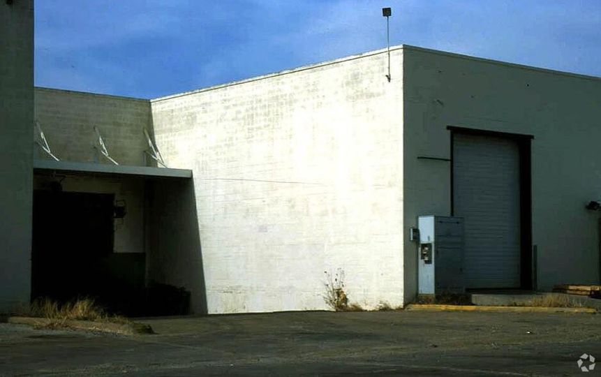 1309 Avenue H E