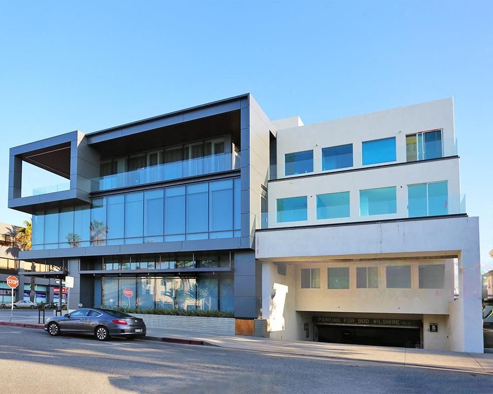 900 Wilshire Blvd photo 4