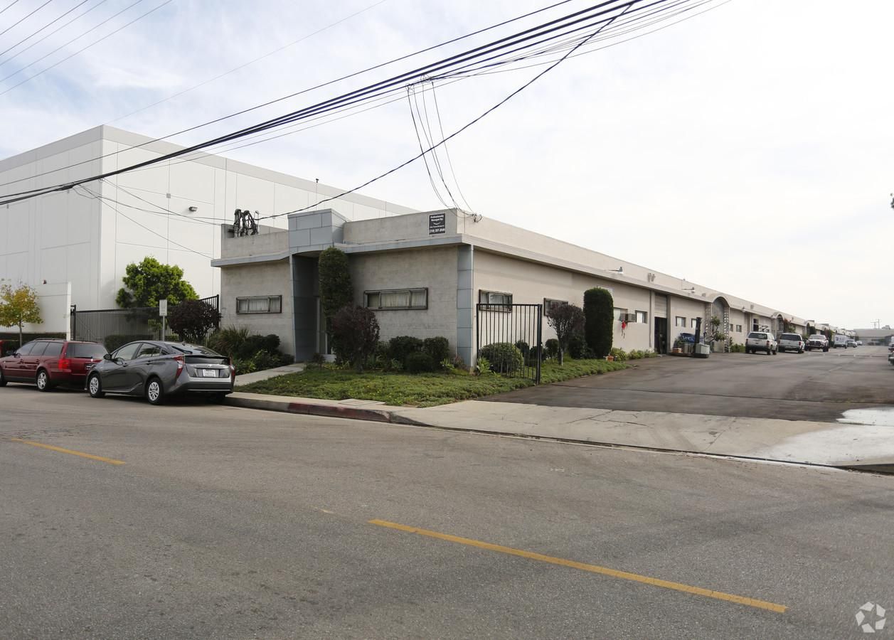 Industrial Property For Lease photo 1