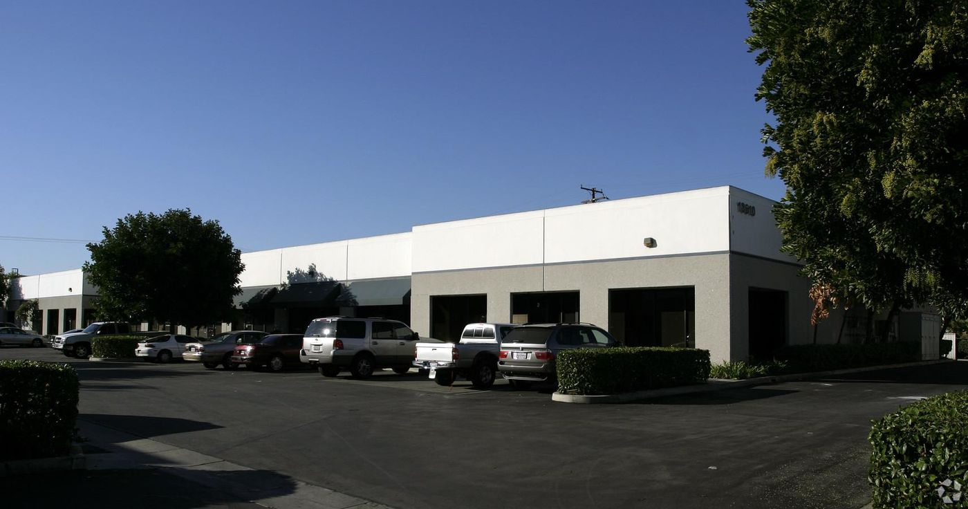 SUBLEASE!!! photo 1