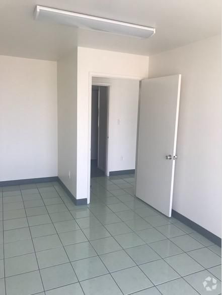 Industrial Property For Lease photo 4