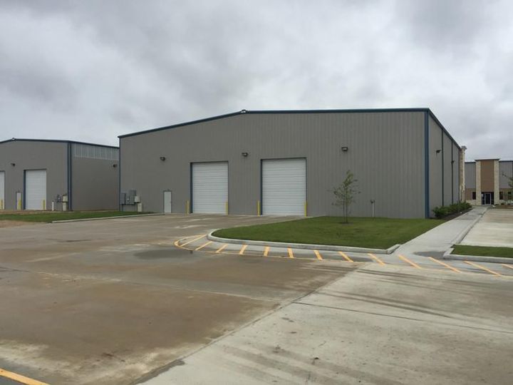 Building 5 8626 Fairbanks N Houston Rd