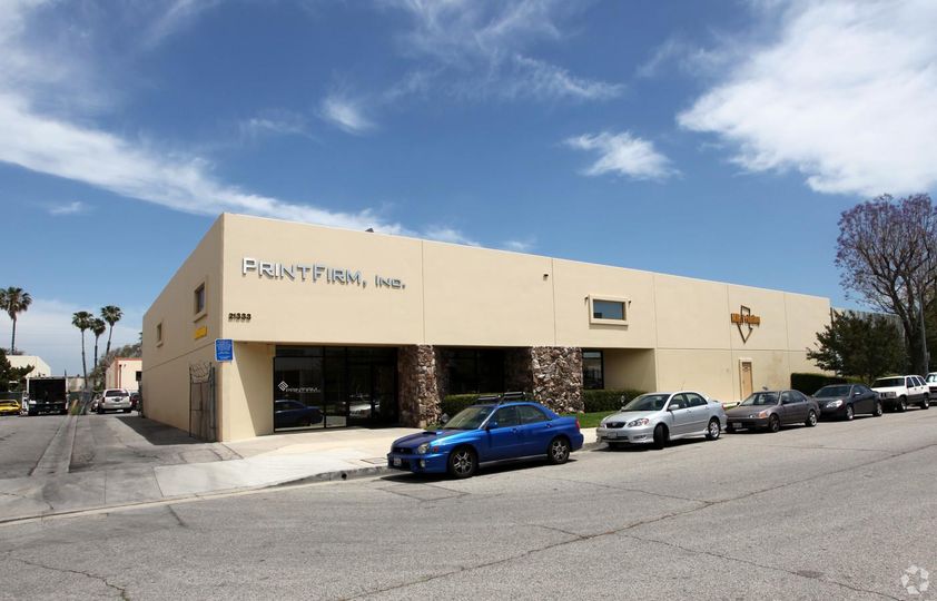 Office/Retail Property For Lease