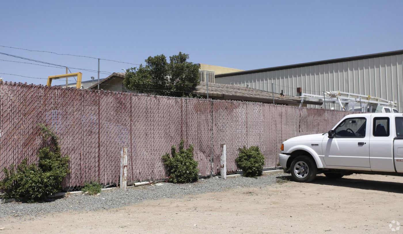 Warehouse/0.64 total AC & proposed siteplan photo 2