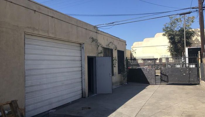 Warehouse Space for Rent at 6121 S Western Ave Los Angeles, CA 90047 - #1