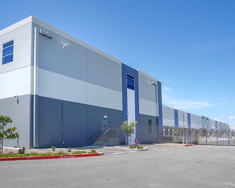 Morton Commerce Center - Building 4 photo 2
