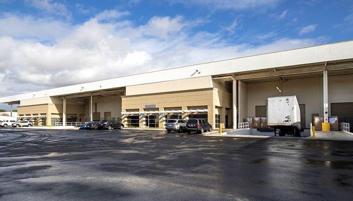 Warehouse Space for Rent at 3233 E Mission Oaks Blvd. Camarillo, CA 93012 - #2