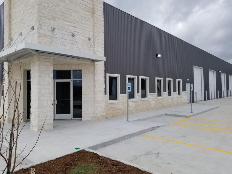 Ellis Business Park 16310 Beamer Rd photo 1