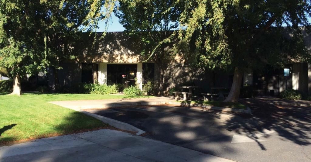 4230 W Swift Avenue photo 1