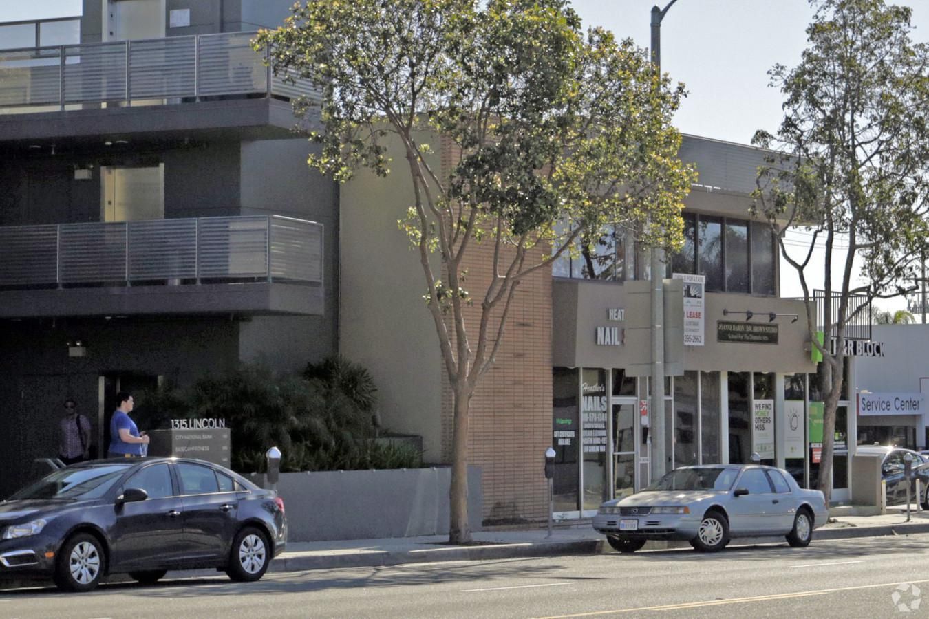 Multiple Spaces Property For Lease photo 3