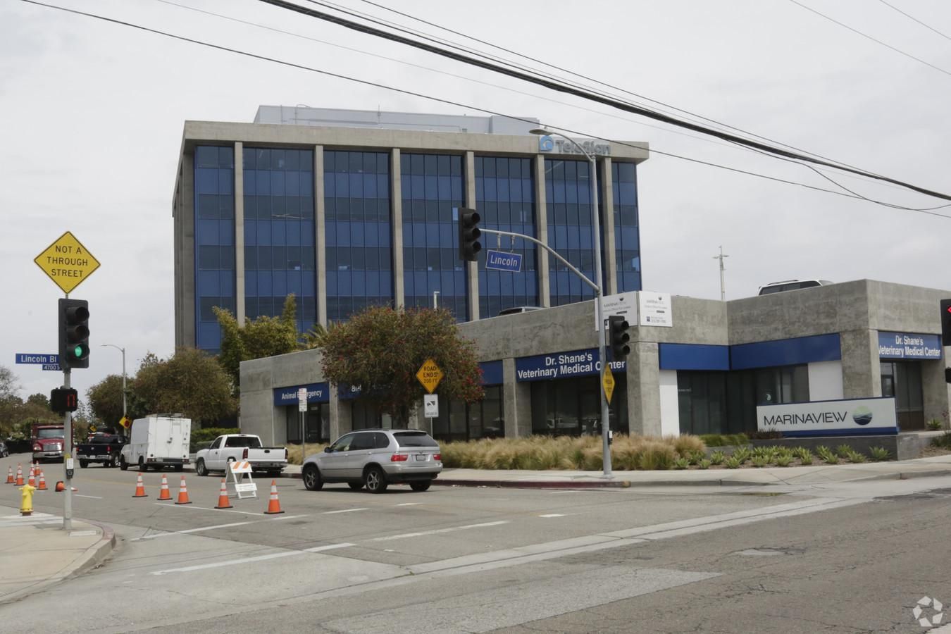 Marina View Office Building photo 1