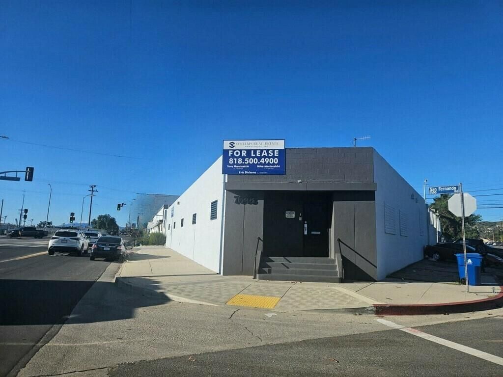 7648 San Fernando Road photo 2