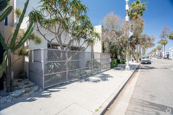1514 Abbot Kinney Blvd