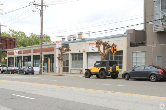 Flex Property For Lease