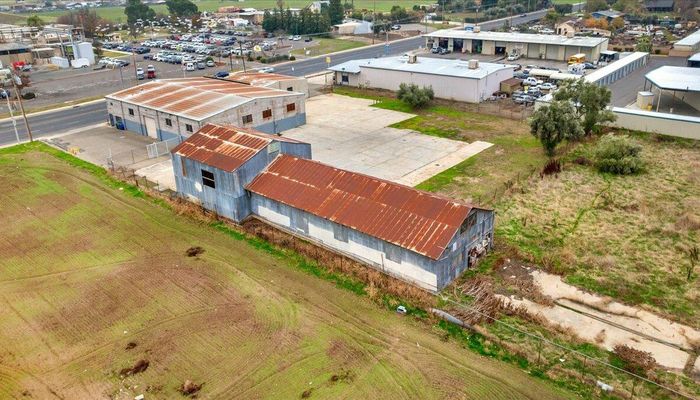 Warehouse Space for Rent at 749 N Plano St Porterville, CA 93257 - #3