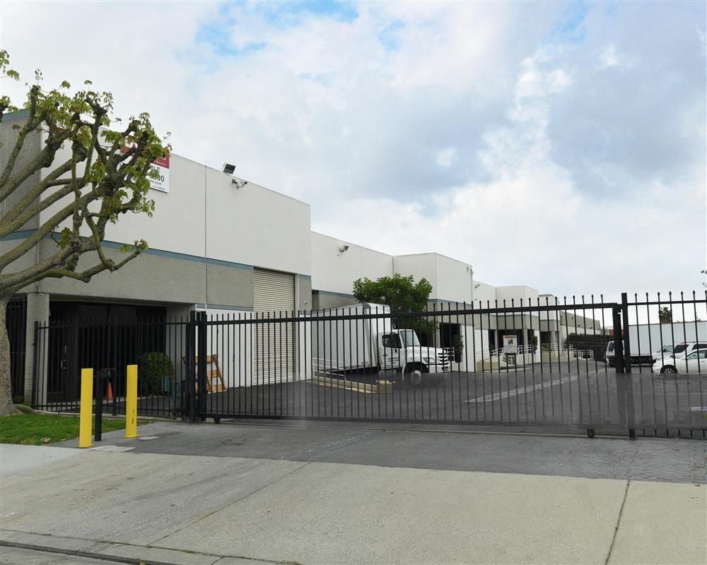 Off Broadway Industrial Park photo 2
