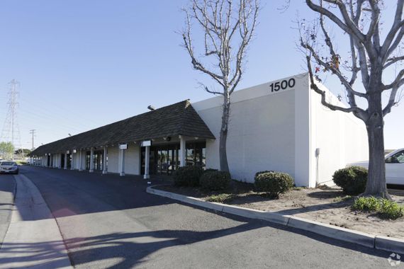 Stadium Plaza - 1500 S. Sunkist