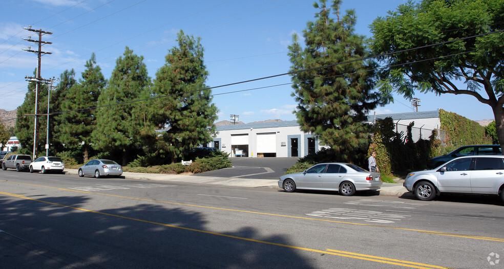 North Park Industrial 9510-9520 Owensmouth Ave photo 1