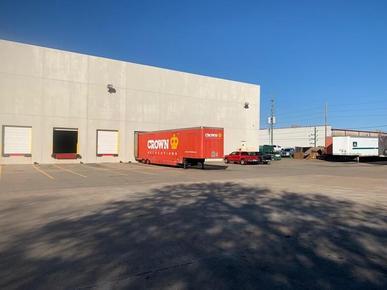 Oak Hollow Business Park 9710 Bent Oak Dr photo 1