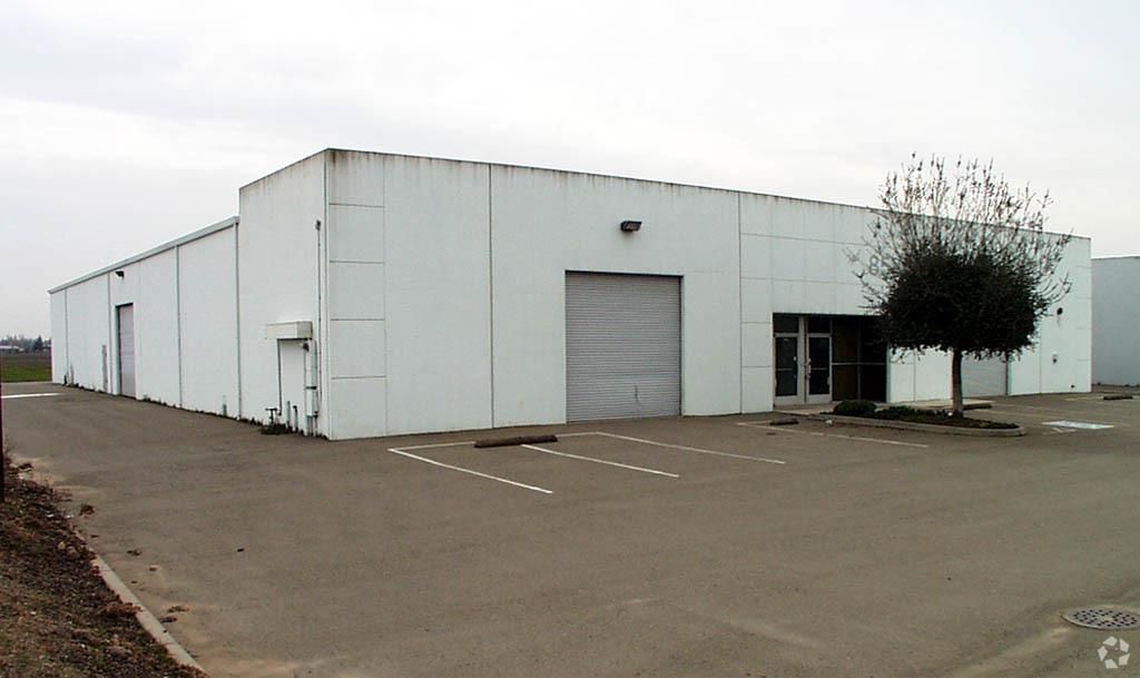 Industrial Property For Lease photo 2