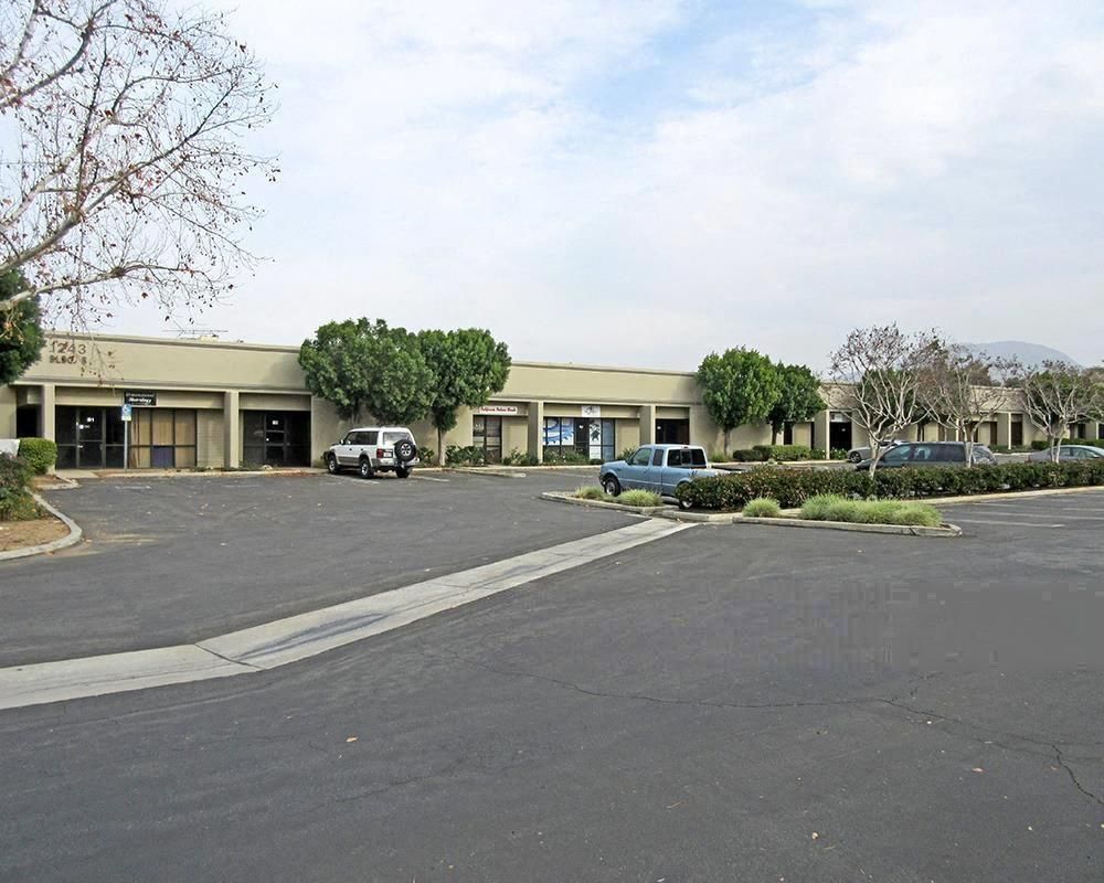Hunter Corporate Plaza photo 3