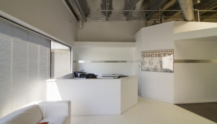 Office Space for Rent at 902-926 Colorado Ave Santa Monica, CA 90401 - #48