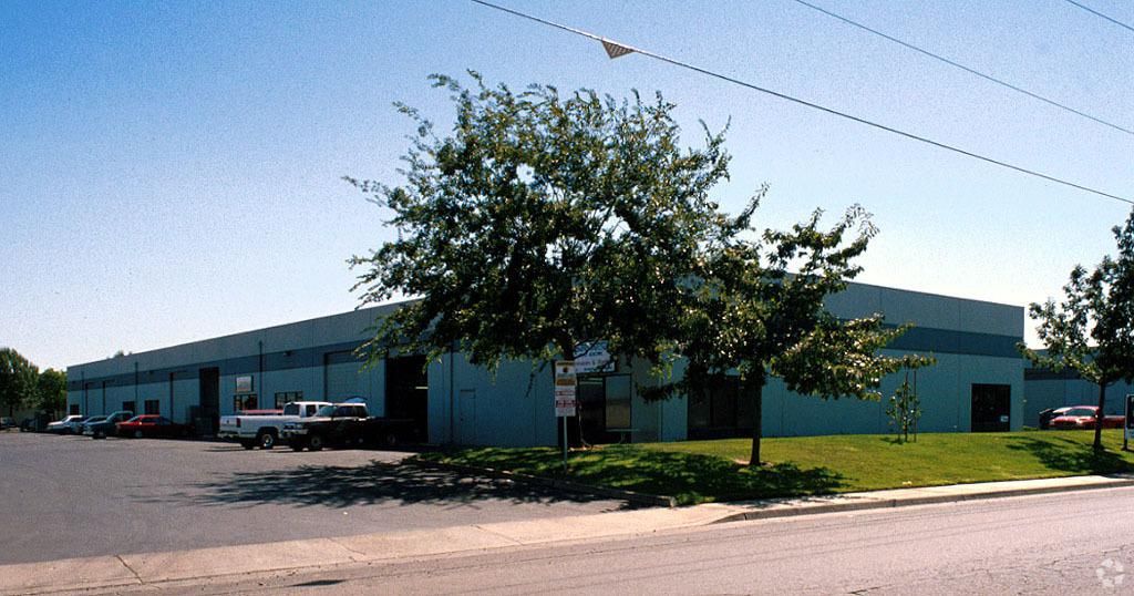 Industrial Property For Lease photo 3